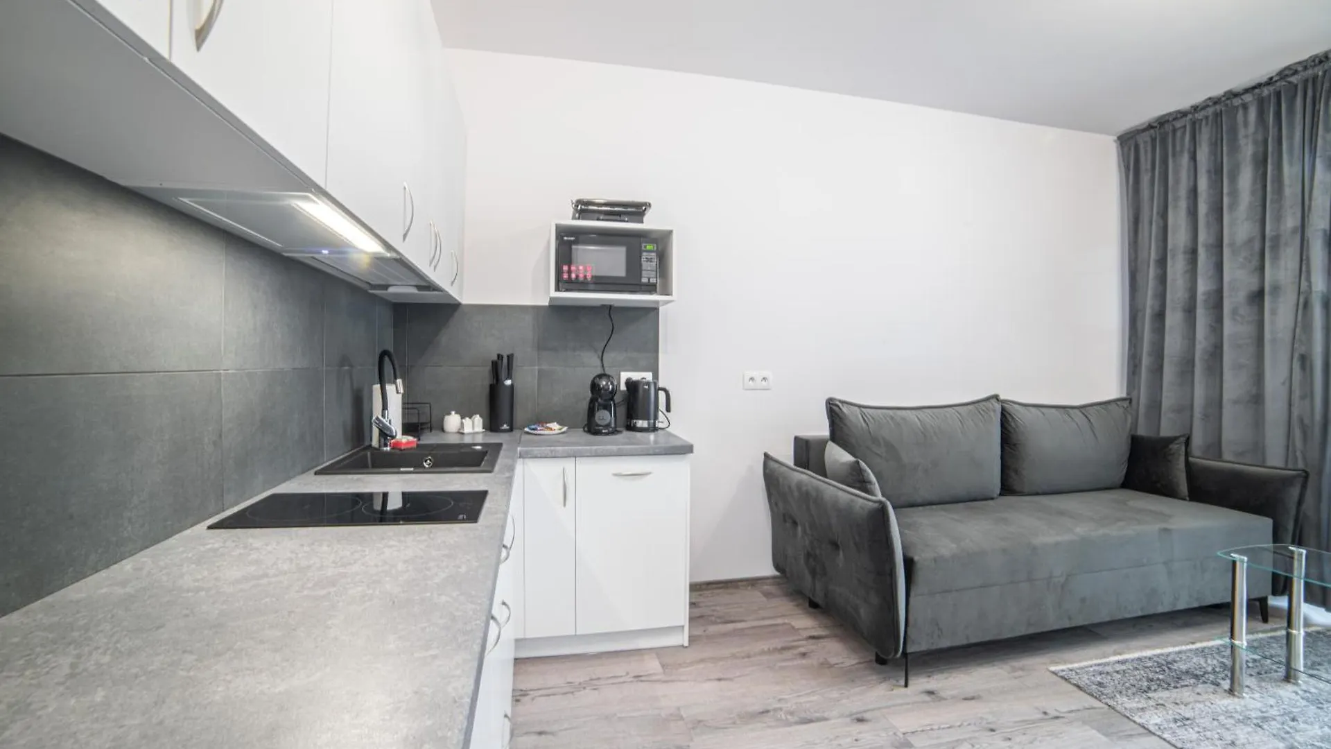 Rentplanet - Apartament Przy Stoczni Gdaňsk 0*,