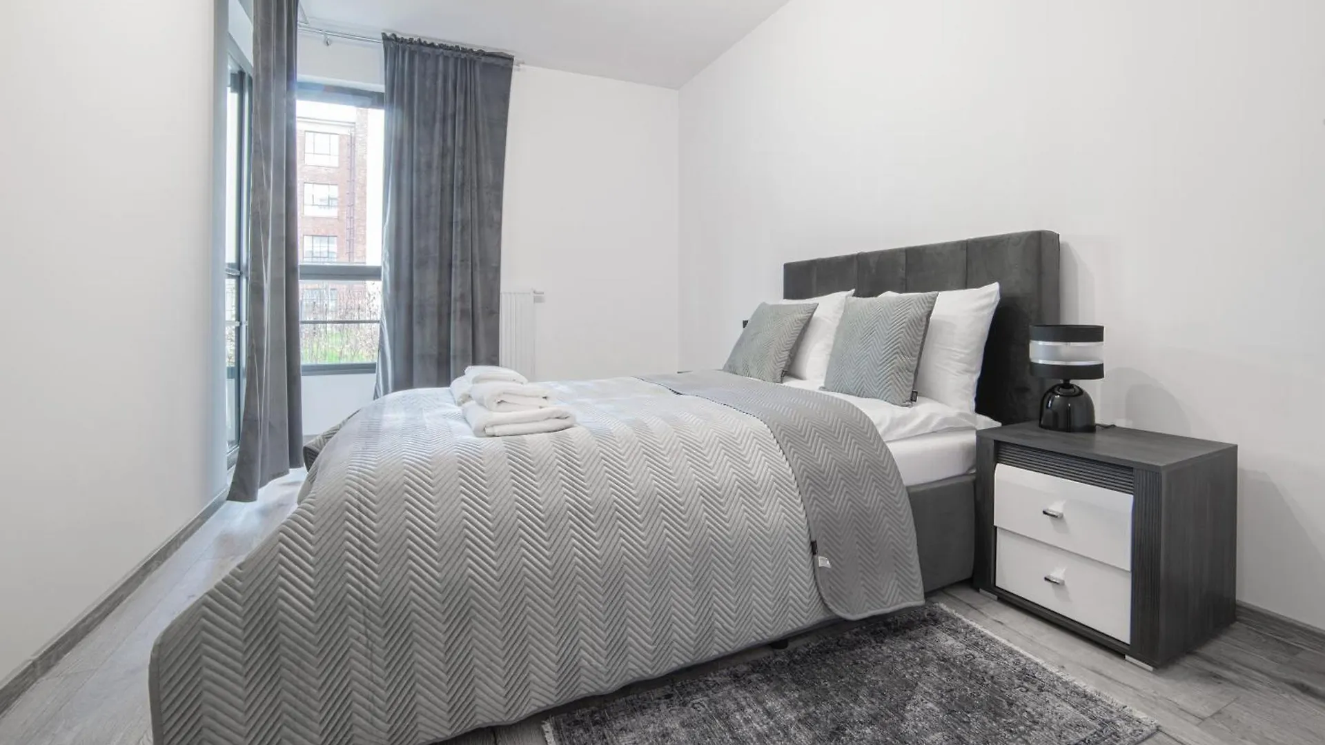 Rentplanet - Apartament Przy Stoczni Gdańsk Polska
